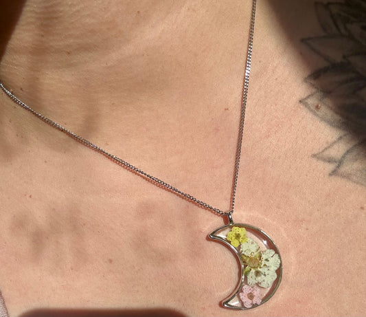 Pendant Necklaces, silver/stainless steel, real pressed florals