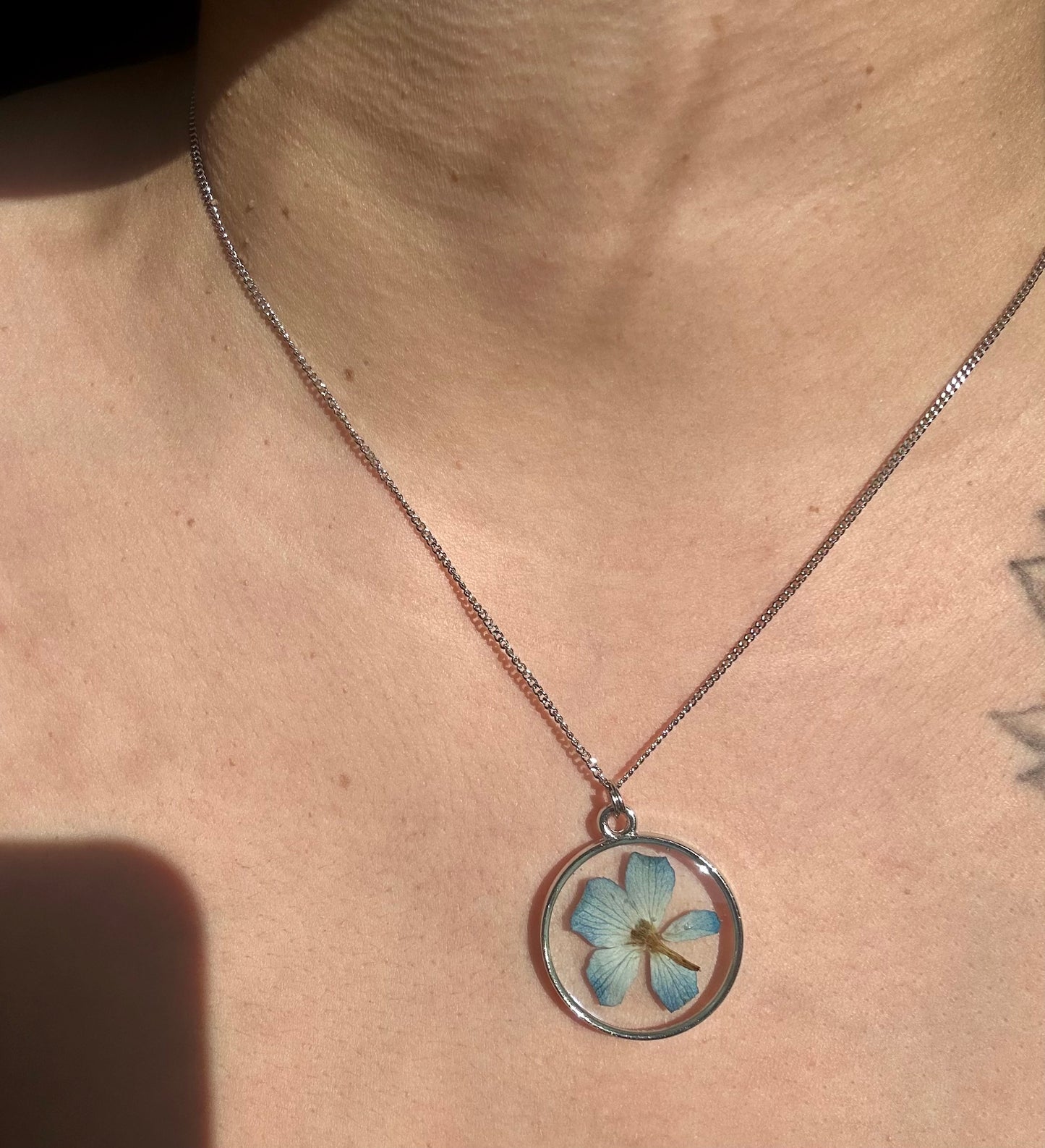 Pendant Necklaces, silver/stainless steel, real pressed florals