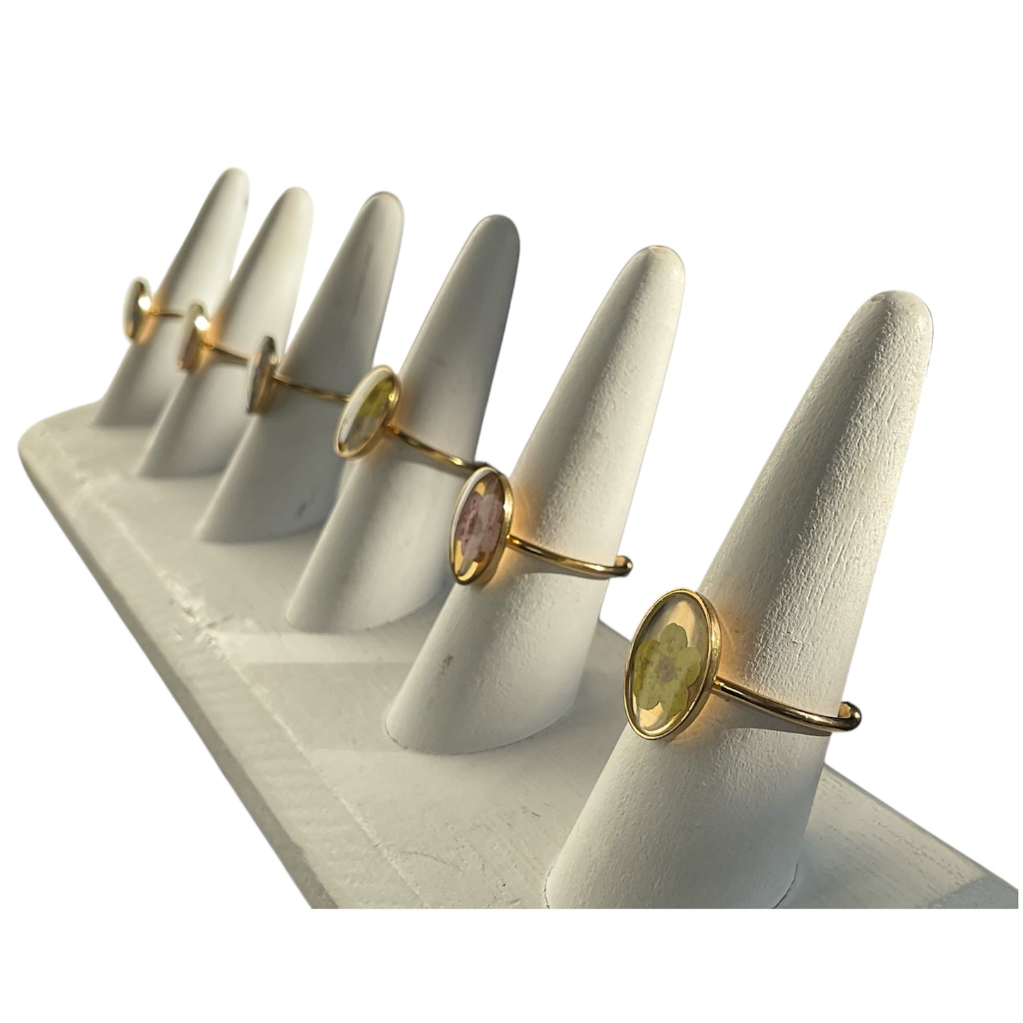 Oval Adjustable Rings, single open band, gold