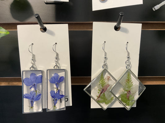 Dangle earrings, real dried flowers, stainless steel